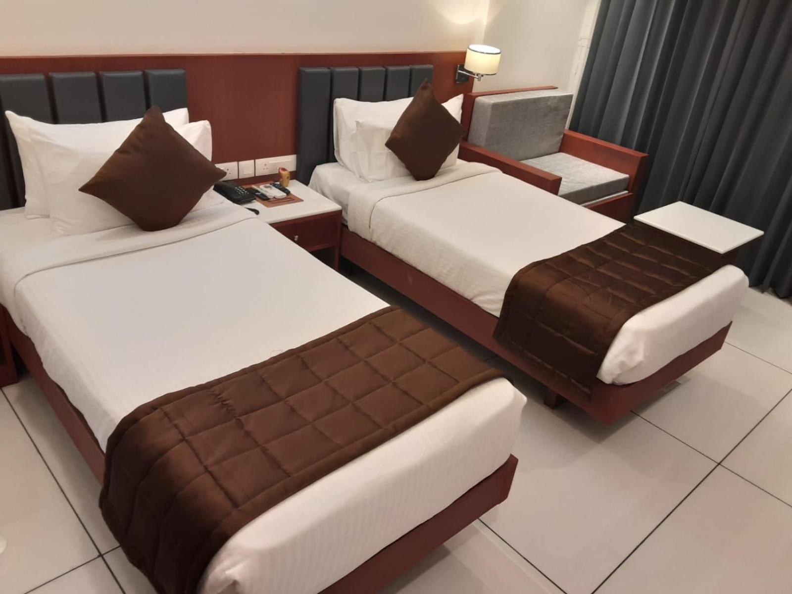 Rain Drops Hotel Chennai Ngoại thất bức ảnh