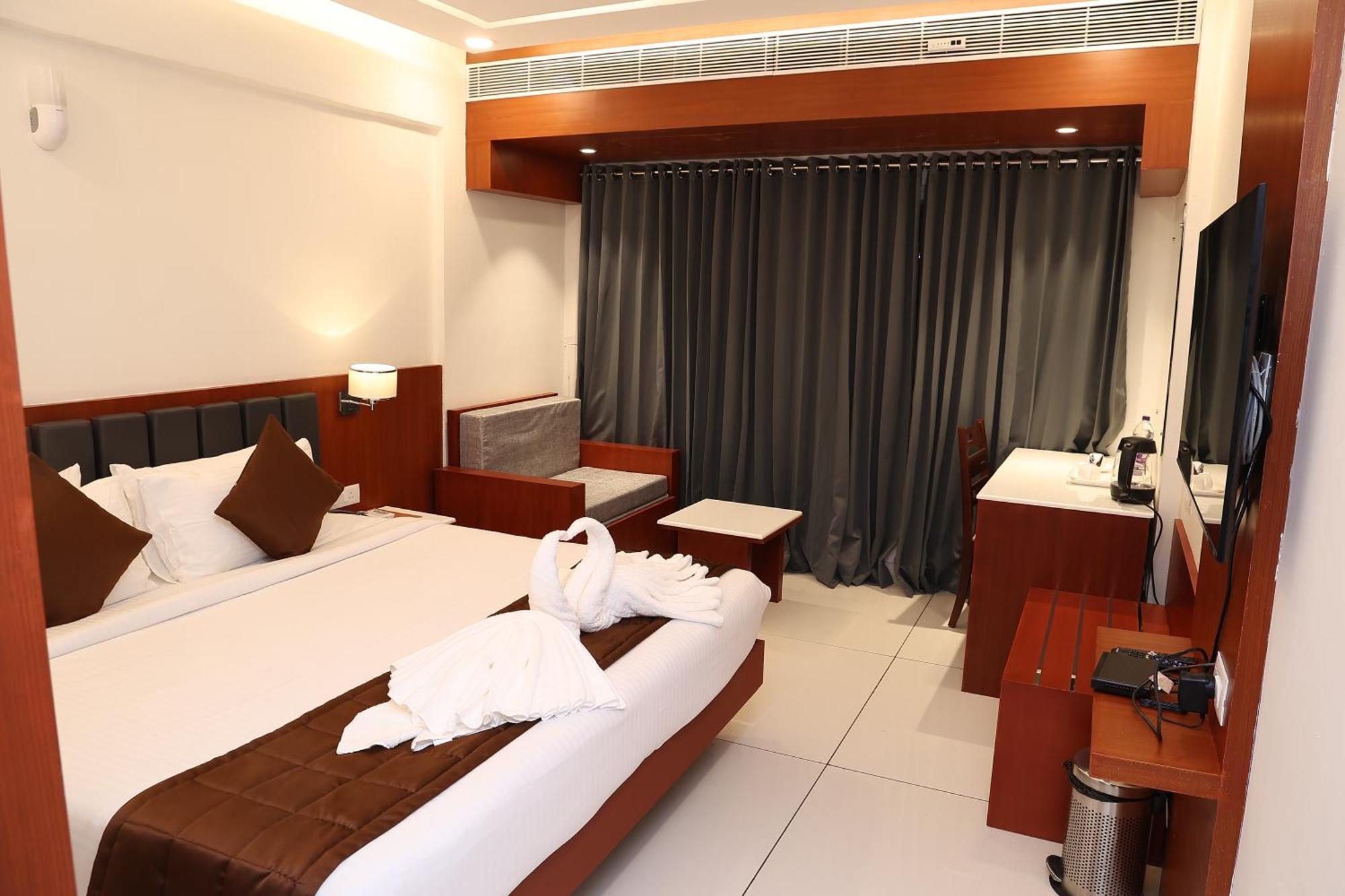 Rain Drops Hotel Chennai Ngoại thất bức ảnh